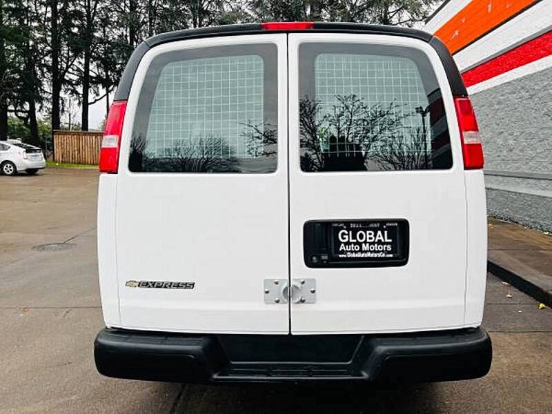 2019 Chevrolet Express 2500