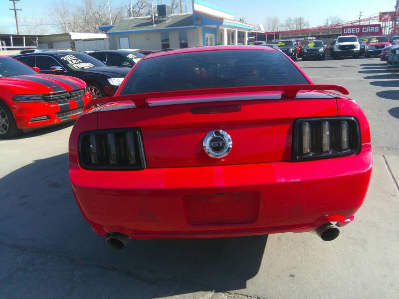 2006 Ford Mustang GT Deluxe