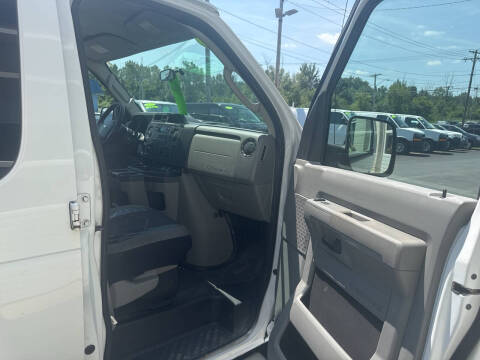 2009 Ford E-Series E-250