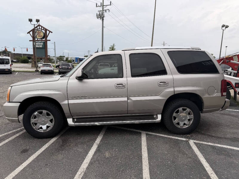 2005 Cadillac Escalade