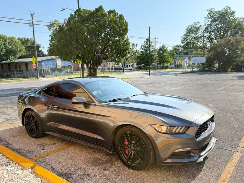 2017 Ford Mustang V6