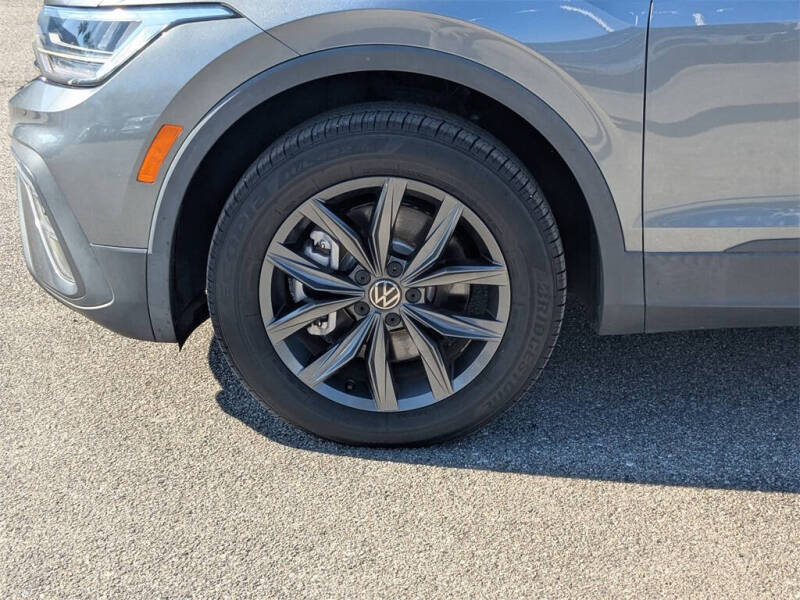 2023 Volkswagen Tiguan SE