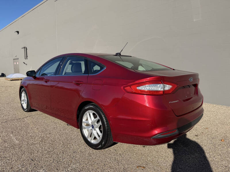 2016 Ford Fusion SE
