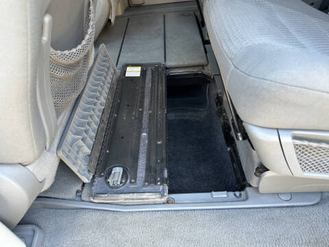 2010 Chrysler Town and Country Touring