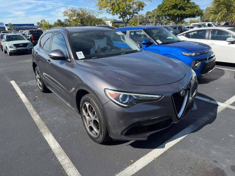 2019 Alfa Romeo Stelvio Sport