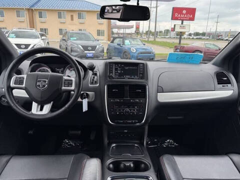 2015 Dodge Grand Caravan R/T