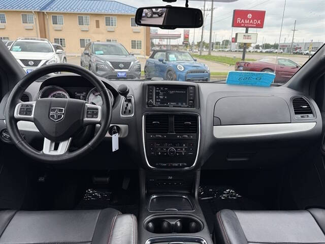 2015 Dodge Grand Caravan R/T