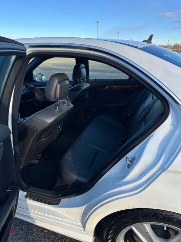 2011 Mercedes-Benz C-Class C 300 Sport