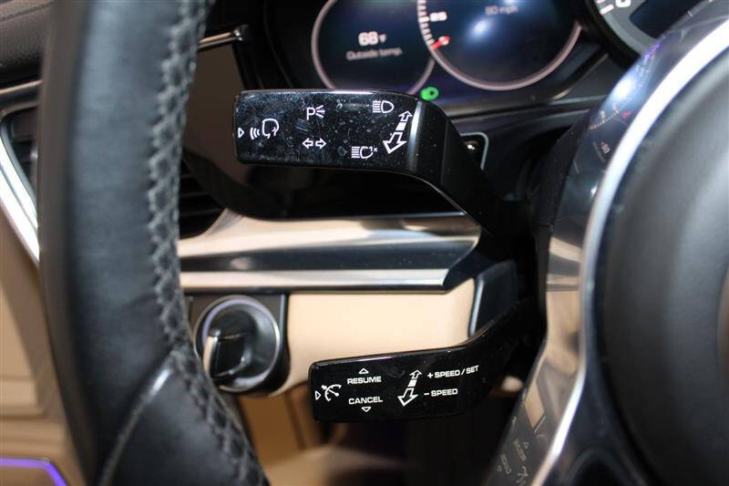 2017 Porsche Panamera