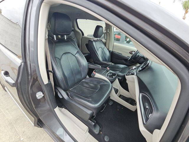 2018 Chrysler Pacifica Touring L