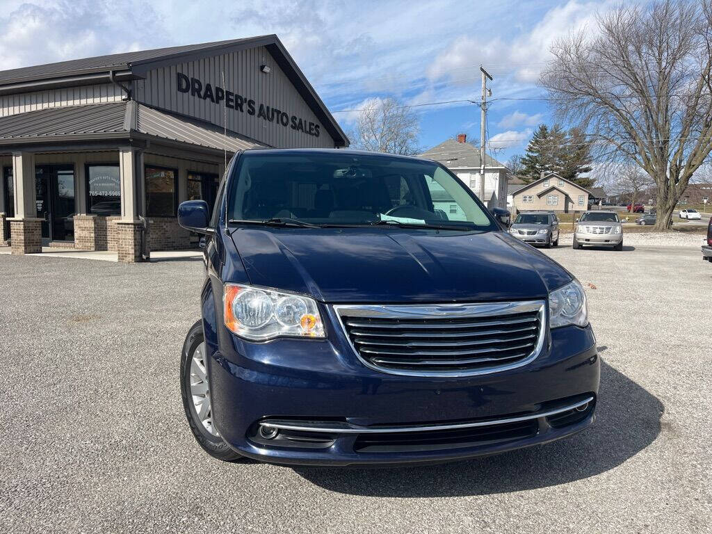 2015 Chrysler Town and Country For Sale In Lafayette, IN