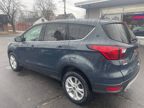 2019 Ford Escape SE