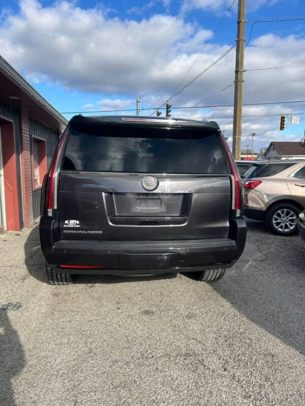 2015 Cadillac Escalade Luxury