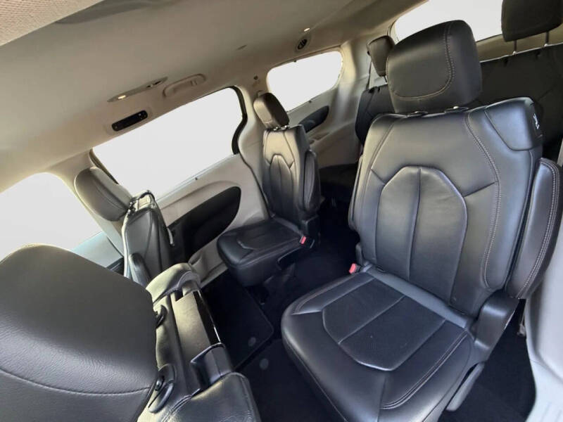 2018 Chrysler Pacifica Touring L Plus