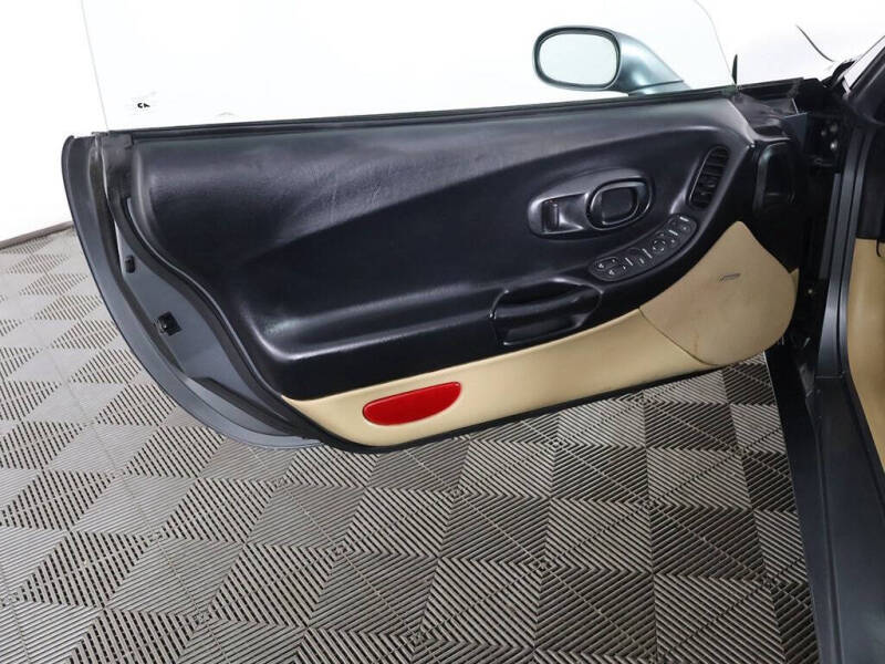 2003 Chevrolet Corvette