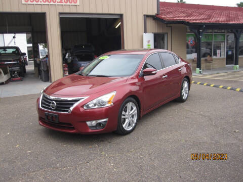 2015 Nissan Altima for sale at Roadrunner Motors INC in Mcallen TX