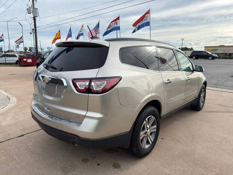 2017 Chevrolet Traverse LT