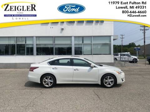 2015 Nissan Altima for sale at Zeigler Ford of Plainwell- Jeff Bishop - Zeigler Ford of Lowell in Lowell MI