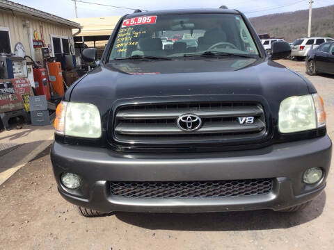 2004 Toyota Sequoia SR5