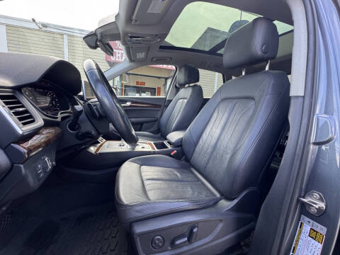 2018 Audi Q5 2.0T quattro Premium Plus