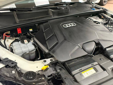 2022 Audi Q7 quattro Premium Plus 55 TFSI