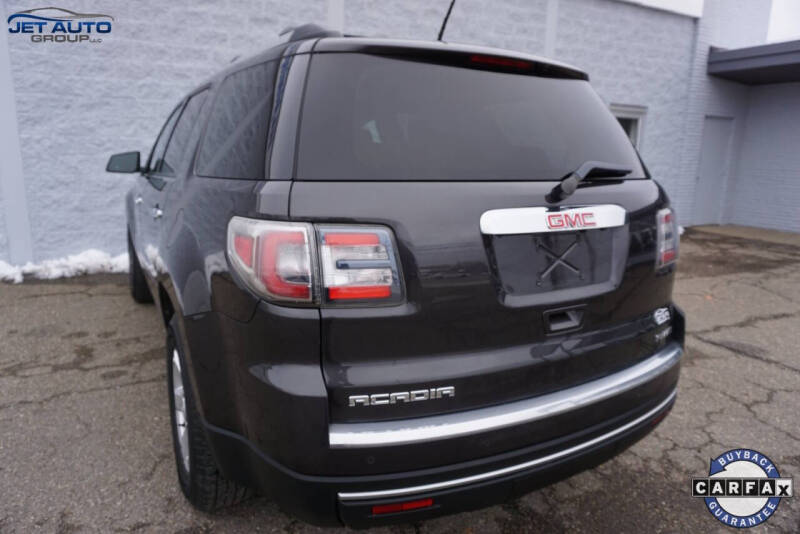 2016 GMC Acadia SLE-2