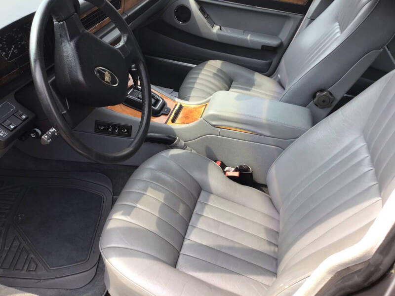 1990 Jaguar XJ-Series XJ6