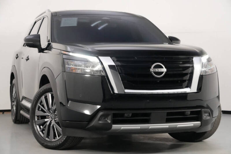 2023 Nissan Pathfinder Platinum