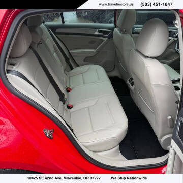 2017 Volkswagen Golf TSI Wolfsburg Edition