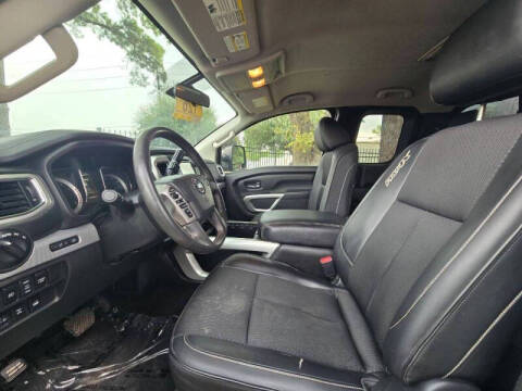 2017 Nissan Titan PRO-4X