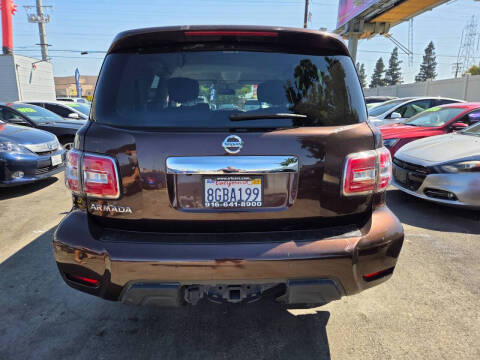 2018 Nissan Armada Platinum