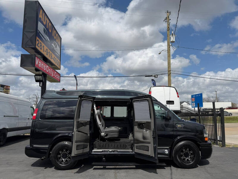 2017 Chevrolet Express 2500