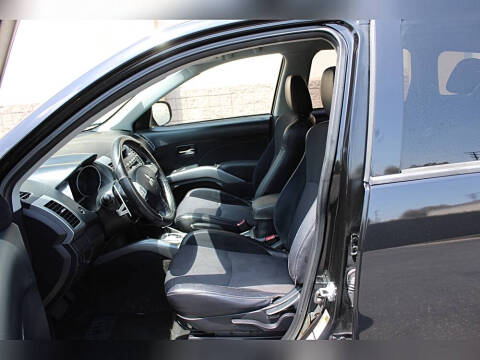 2010 Mitsubishi Outlander SE