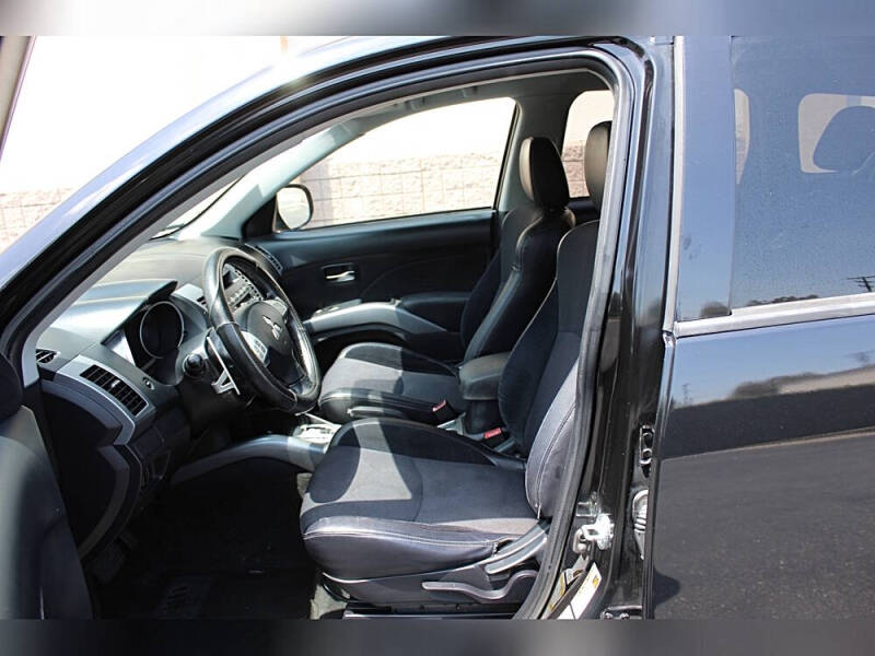 2010 Mitsubishi Outlander SE