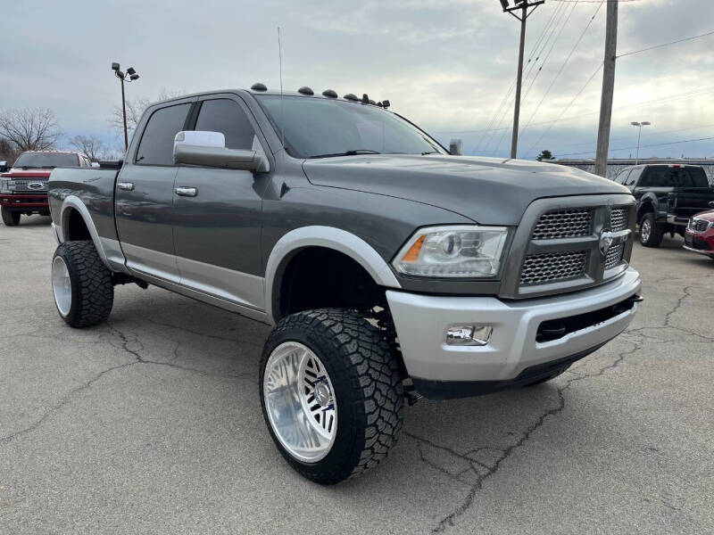 2013 RAM Ram 2500 Pickup Laramie photo 4