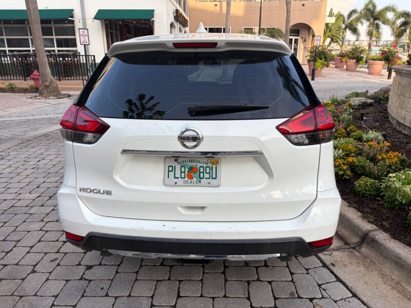 2018 Nissan Rogue S