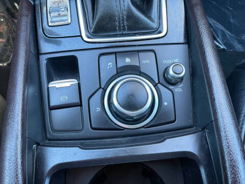 2018 Mazda MAZDA3 Touring