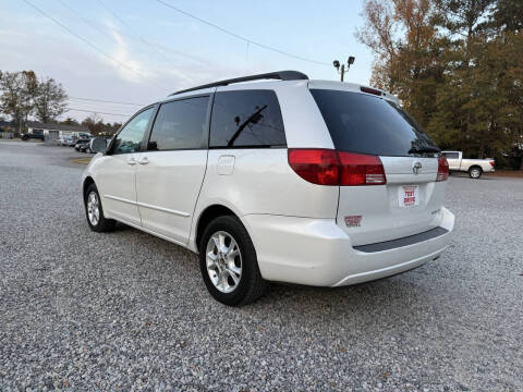 2004 Toyota Sienna XLE 7 Passenger