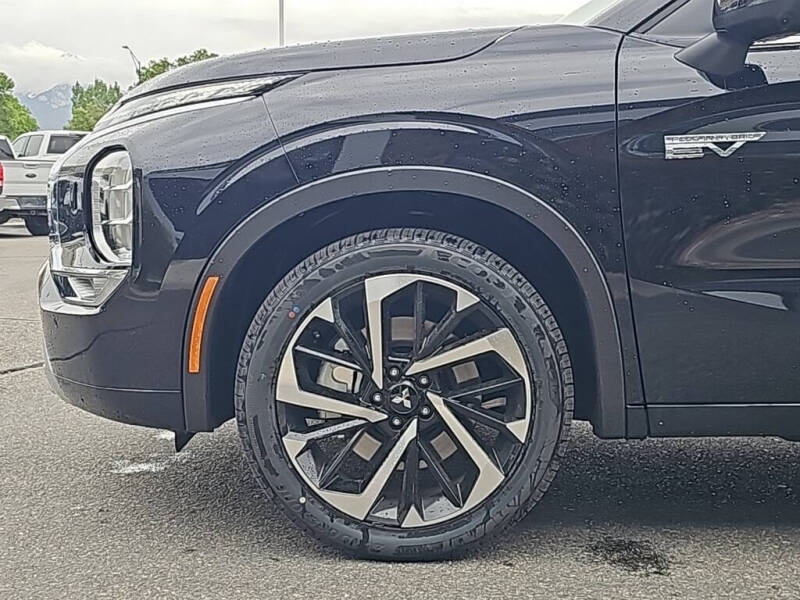 2025 Mitsubishi Outlander PHEV SEL