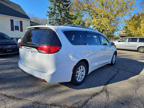 2020 Chrysler Pacifica Touring L