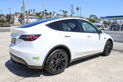 2023 Tesla Model Y Long Range