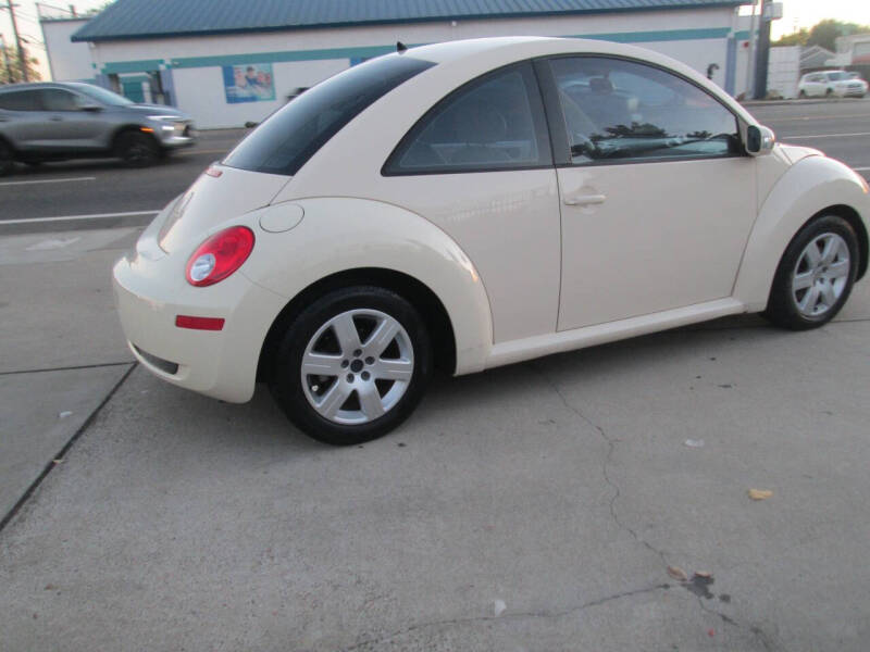 2007 Volkswagen New Beetle 2.5