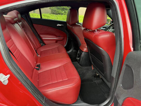 2012 Dodge Charger R/T Plus