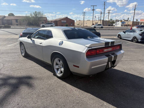 2012 Dodge Challenger SXT