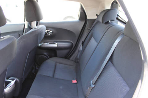 2011 Nissan JUKE S