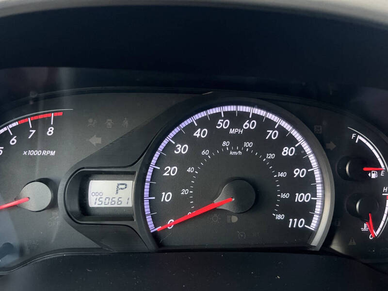 2013 Toyota Sienna LE 7-Passenger Auto Access Seat