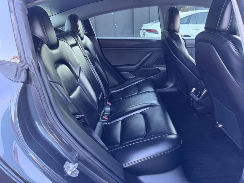 2019 Tesla Model 3 Standard Range Plus