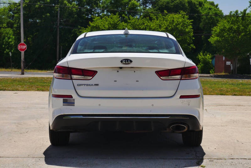 2020 Kia Optima LX