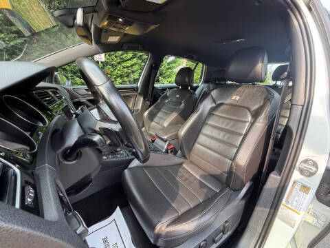 2015 Volkswagen Golf R 4Motion