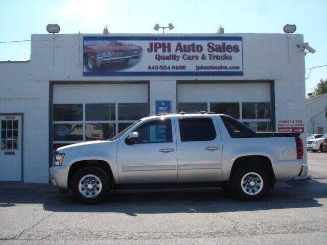 2011 Chevrolet Avalanche for sale at JPH Auto Sales in Eastlake OH